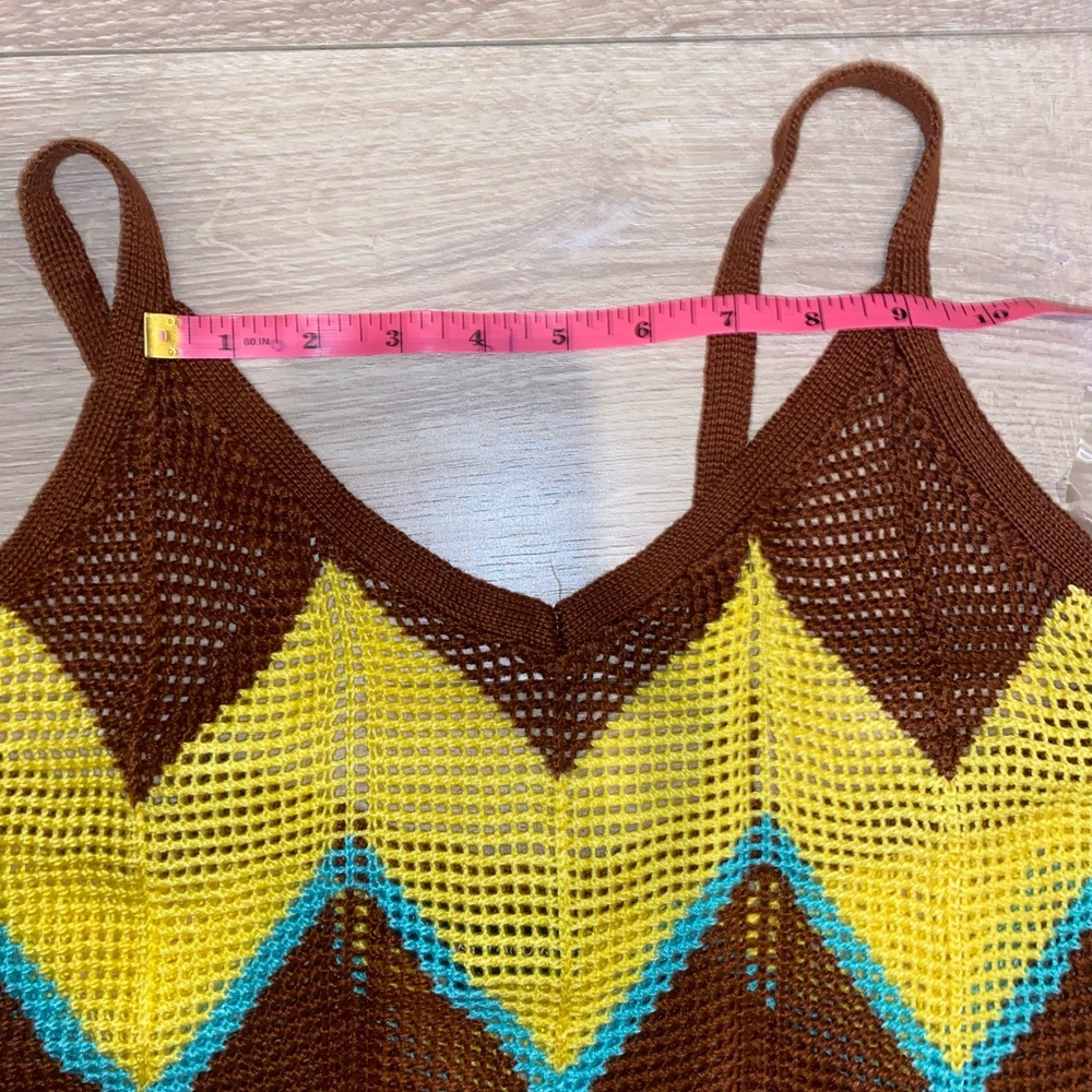 Plus Size Chevron Crochet Cami and Skirt Set - Gold
/TAGS New <3 - Picture 10 of 15